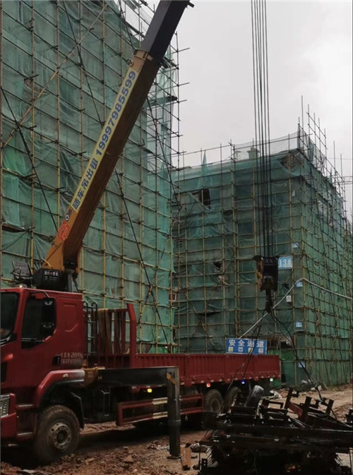 “慢工细活”—— 吊车的 “微动控制” 技术